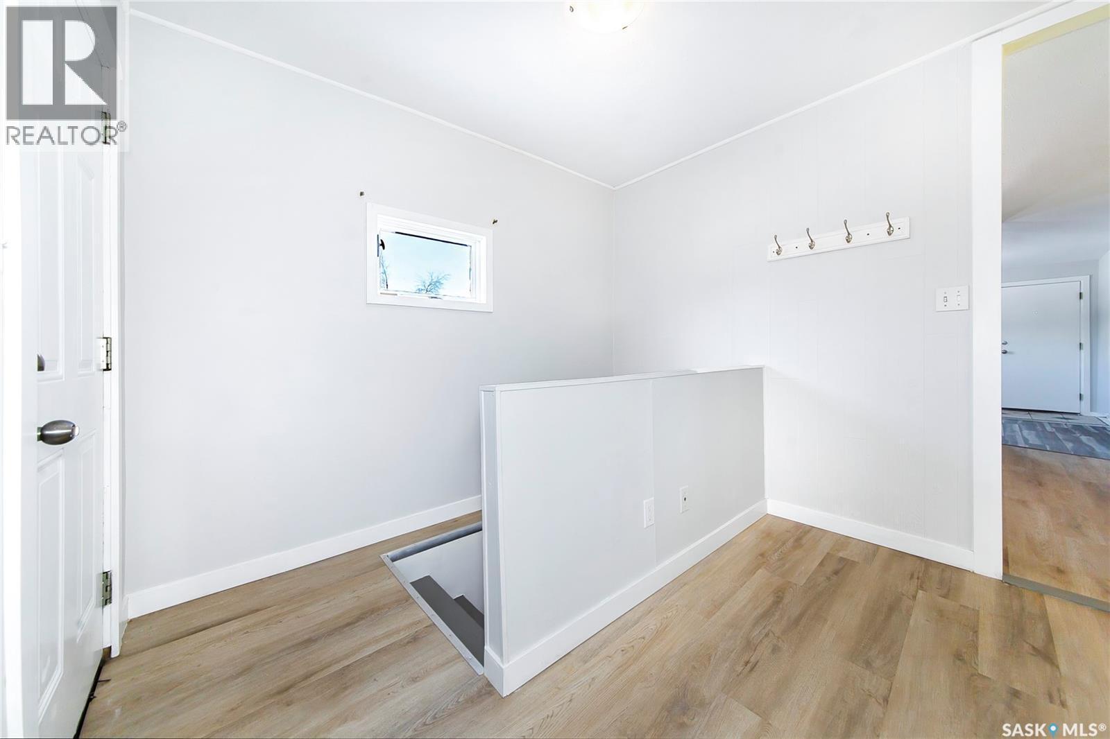 919 23Rd Street W, Saskatoon, SK - Indoor Photo Showing Other Room