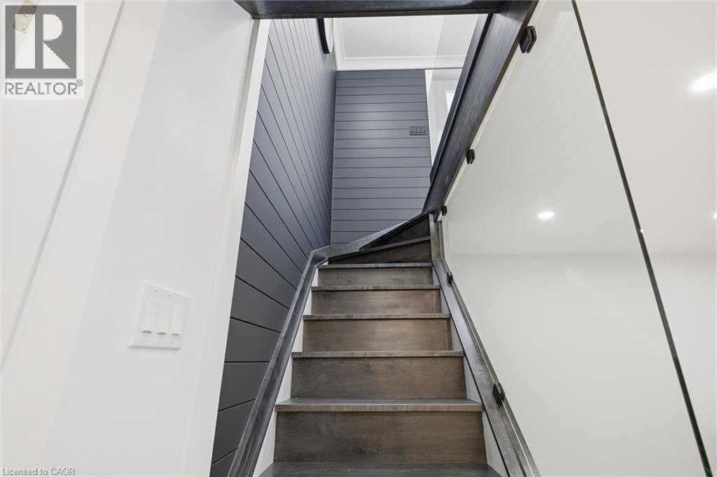 220 5Th Line, Caledonia, ON - Indoor Photo Showing Other Room