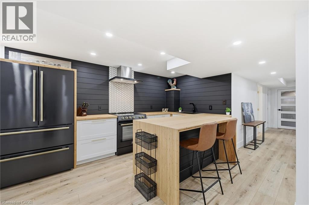 220 5Th Line, Caledonia, ON - Indoor