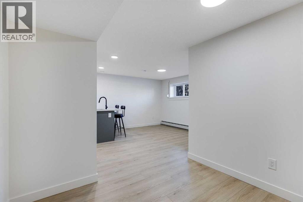 352 Abinger Crescent Ne, Calgary, AB - Indoor Photo Showing Other Room