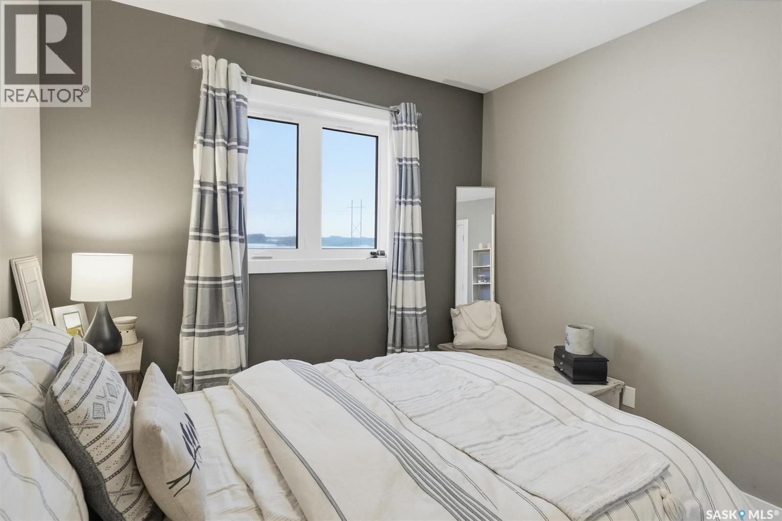 1025 Kolynchuk Crescent, Saskatoon, SK - Indoor Photo Showing Bedroom