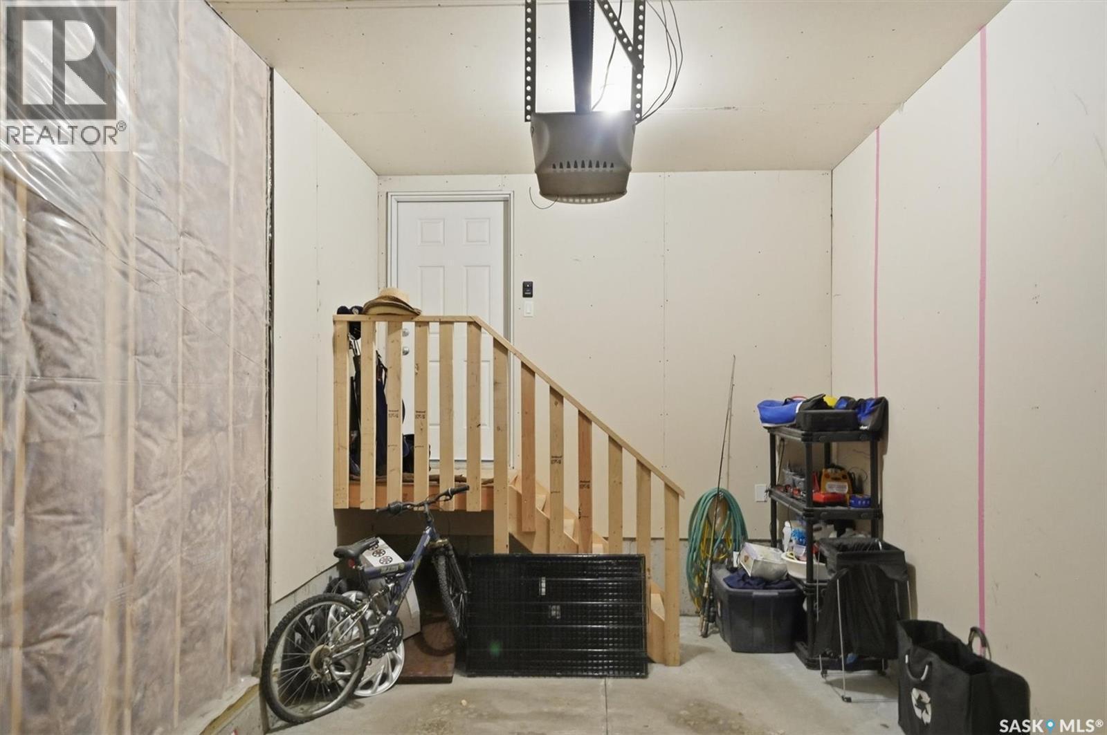 1025 Kolynchuk Crescent, Saskatoon, SK - Indoor Photo Showing Other Room