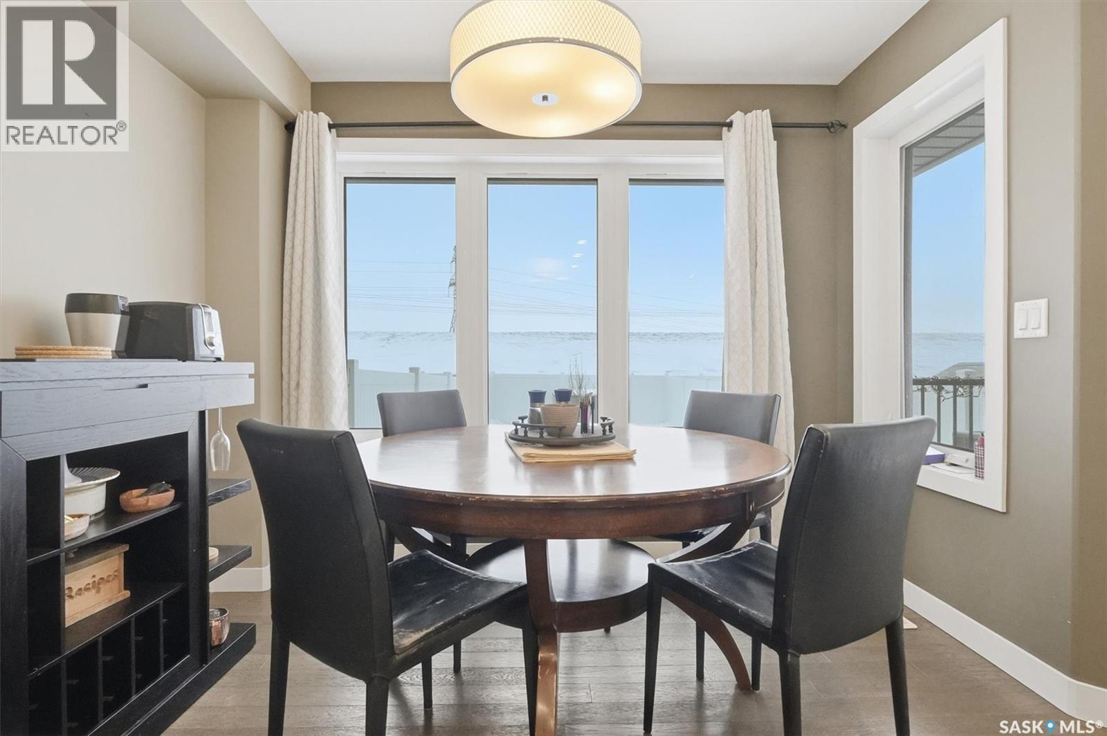 1025 Kolynchuk Crescent, Saskatoon, SK - Indoor Photo Showing Dining Room