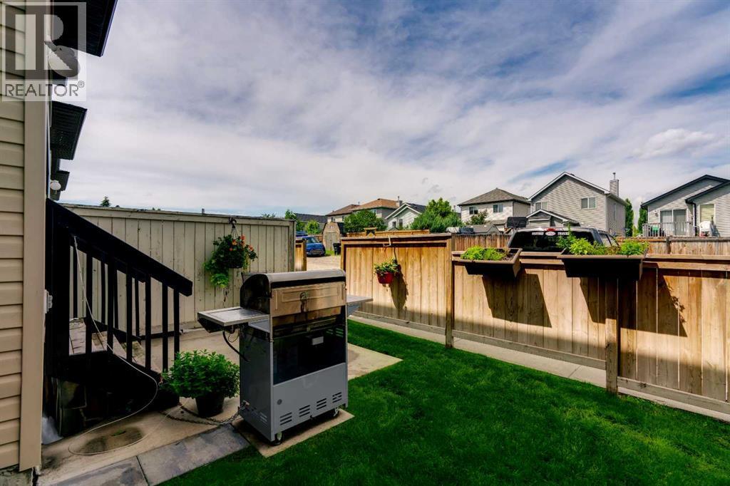 86 Eversyde Common Sw, Calgary, AB - Outdoor