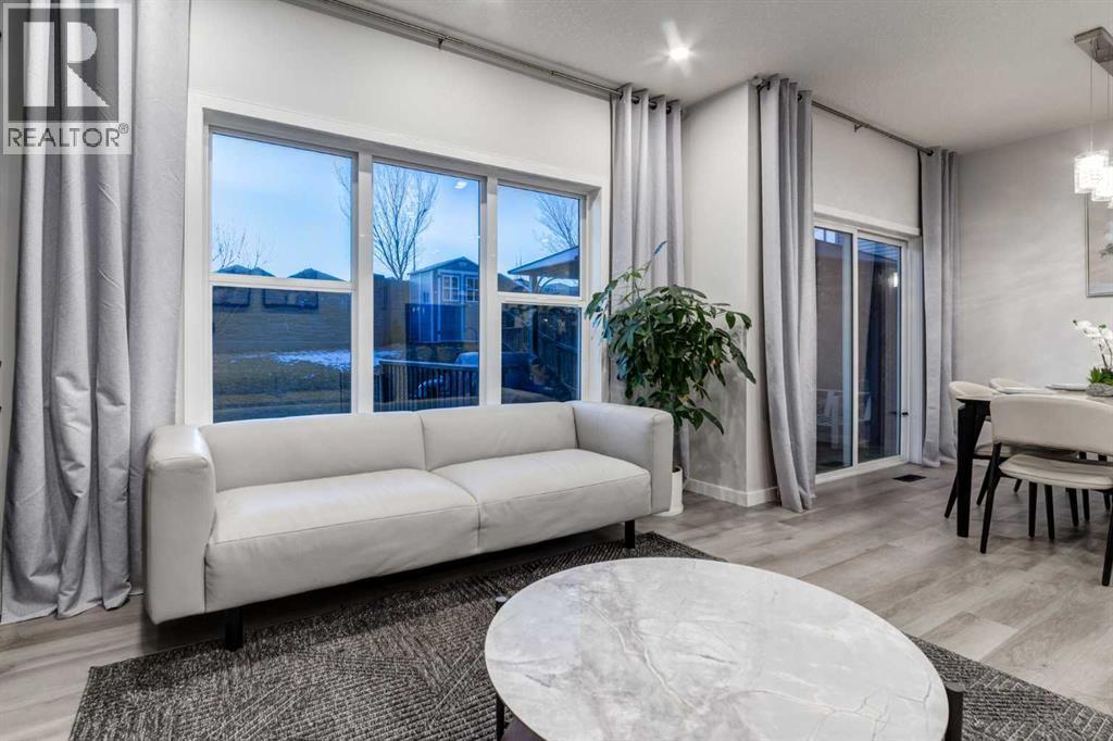 110 Sage Bank Grove Nw, Calgary, AB - Indoor Photo Showing Living Room