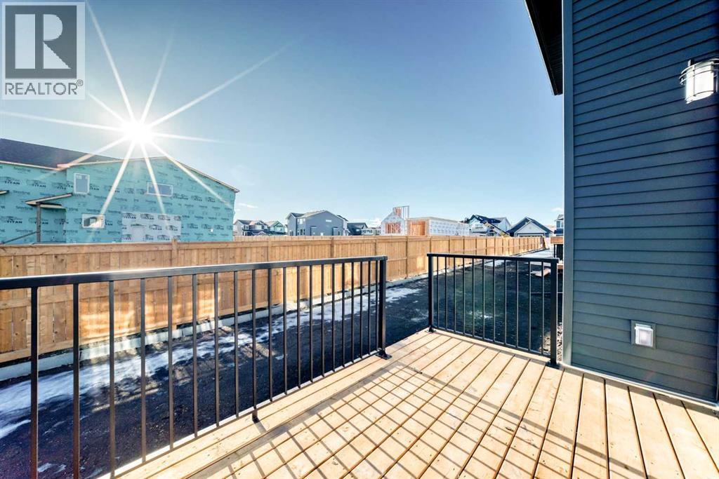 63 Creekside Path Sw, Calgary, AB - Outdoor