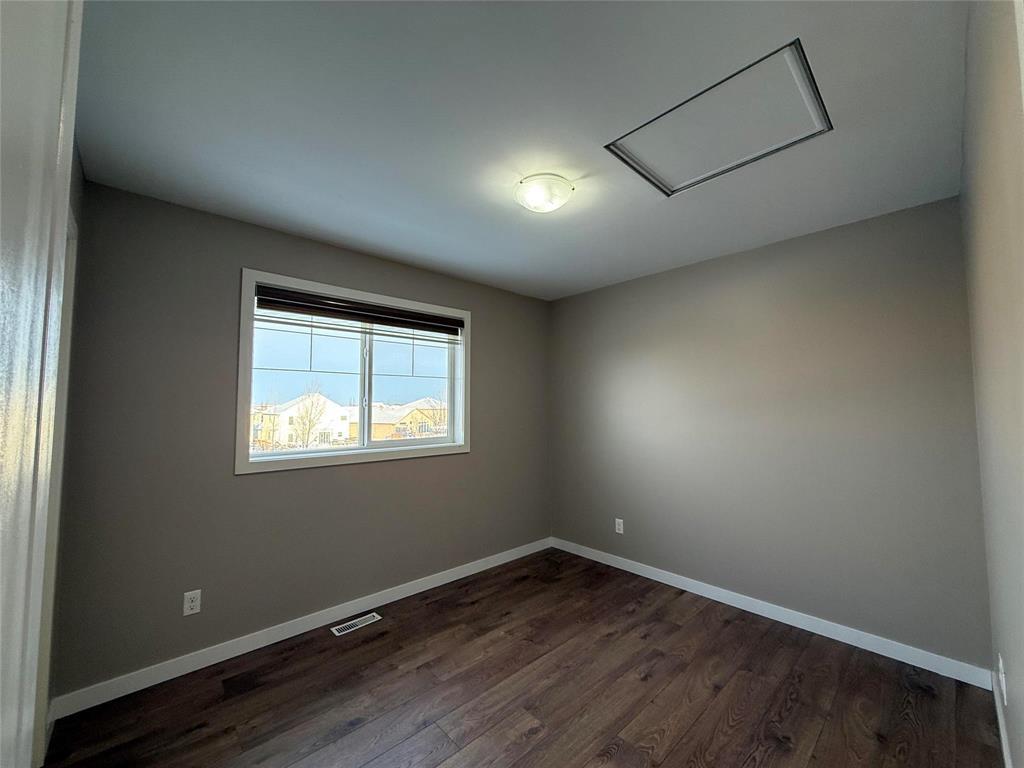 404 25 Tim Sale Drive, Winnipeg, MB - Indoor Photo Showing Other Room