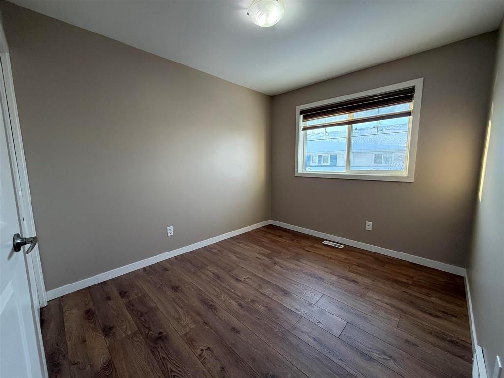 404 25 Tim Sale Drive, Winnipeg, MB - Indoor Photo Showing Other Room