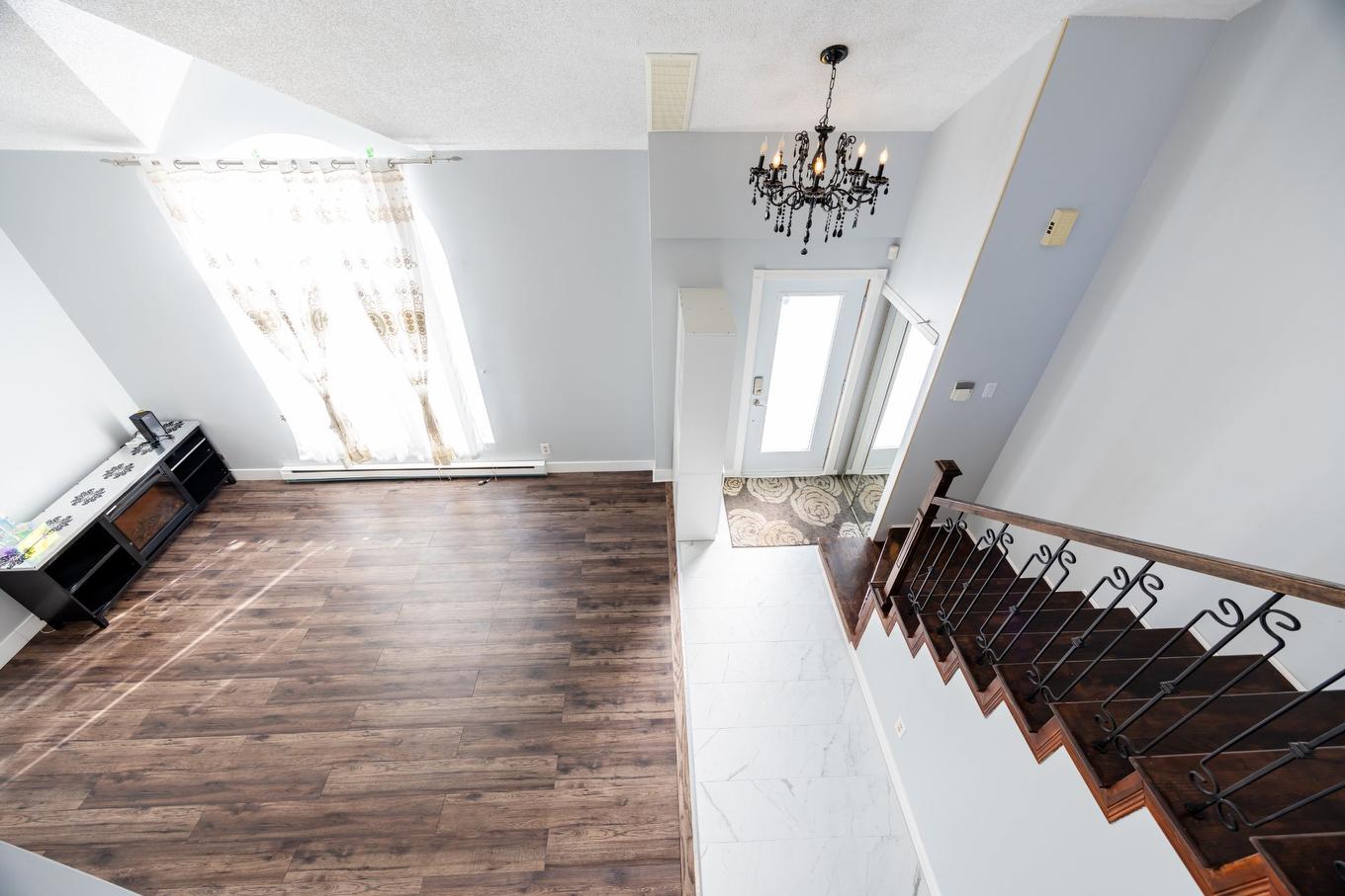 Salon - 1719 Rue Soucy, Longueuil (Saint-Hubert), QC - Indoor Photo Showing Other Room