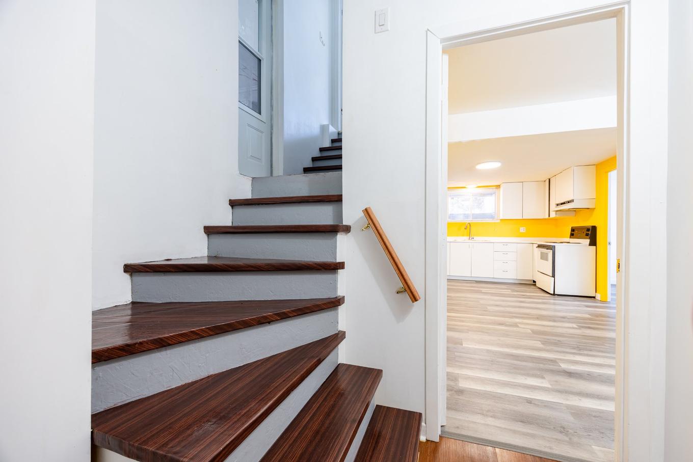 Escalier - 1719 Rue Soucy, Longueuil (Saint-Hubert), QC - Indoor Photo Showing Other Room