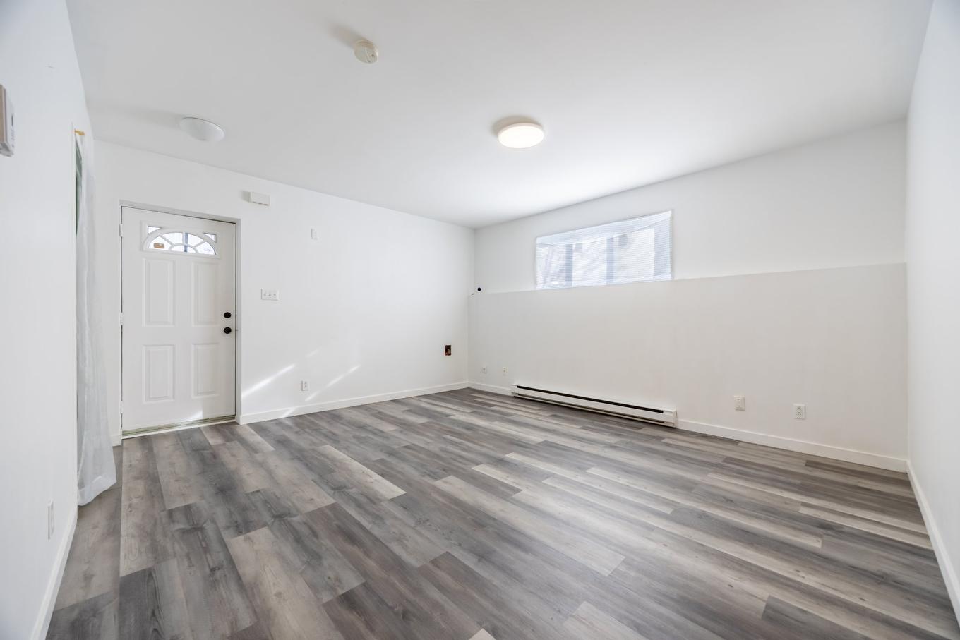 Salon - 1719 Rue Soucy, Longueuil (Saint-Hubert), QC - Indoor Photo Showing Other Room