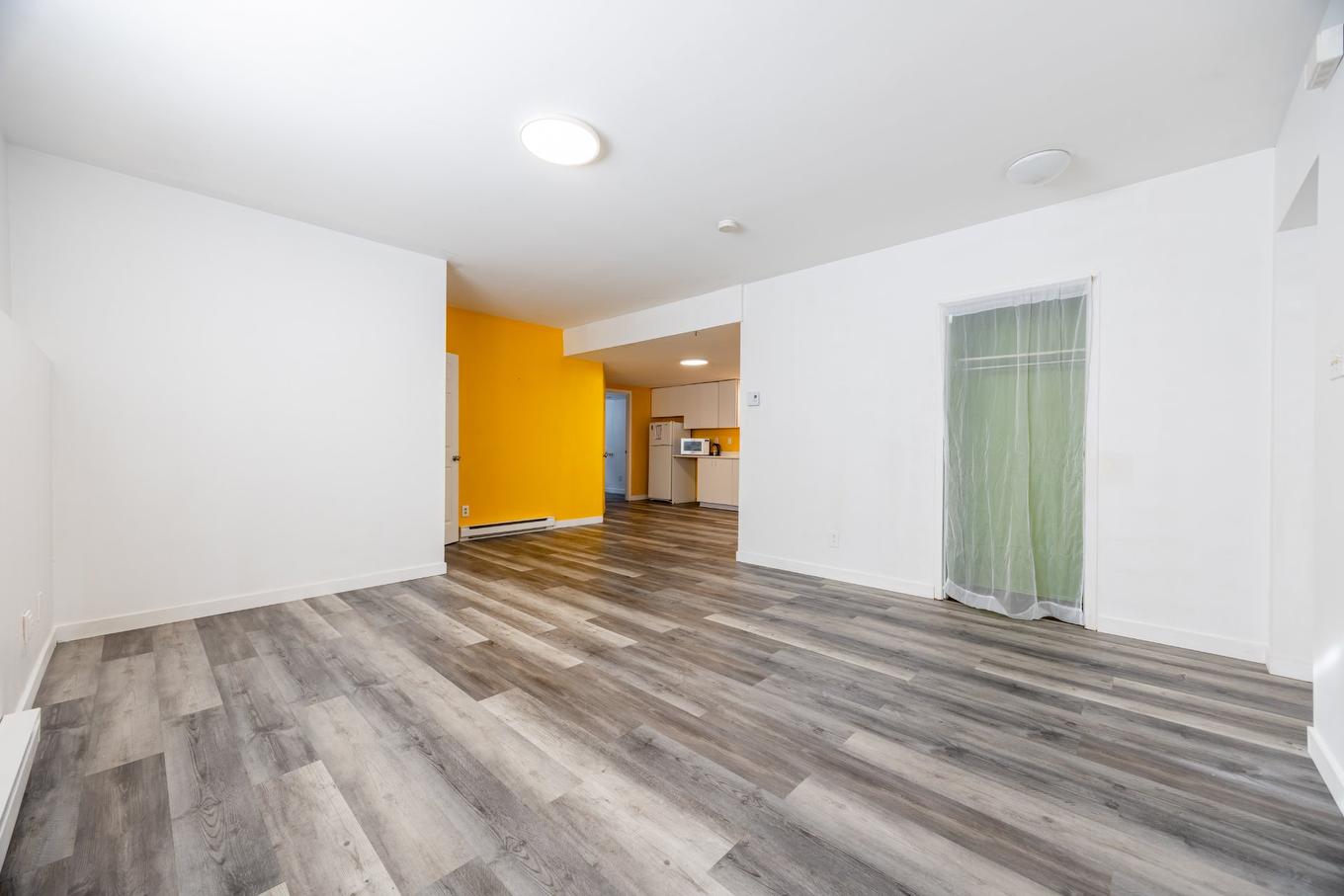 Salon - 1719 Rue Soucy, Longueuil (Saint-Hubert), QC - Indoor Photo Showing Other Room