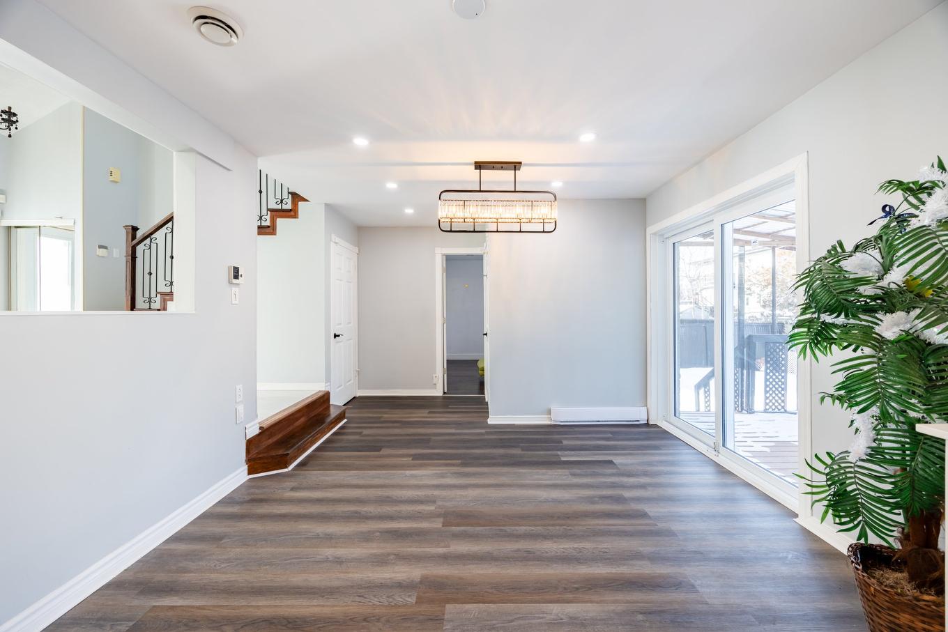 Salle à manger - 1719 Rue Soucy, Longueuil (Saint-Hubert), QC - Indoor Photo Showing Other Room