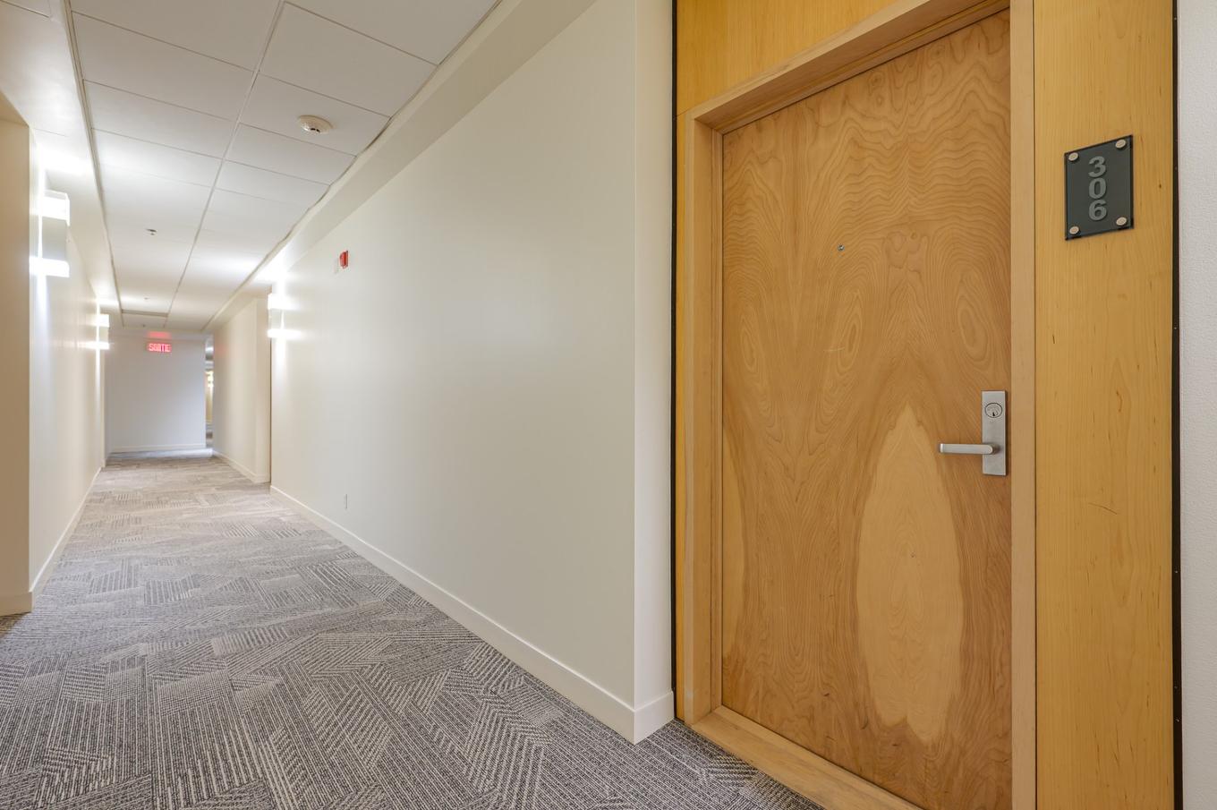 Passageway - 306-4200 Rue St-Ambroise, Montréal (Le Sud-Ouest), QC - Indoor Photo Showing Other Room