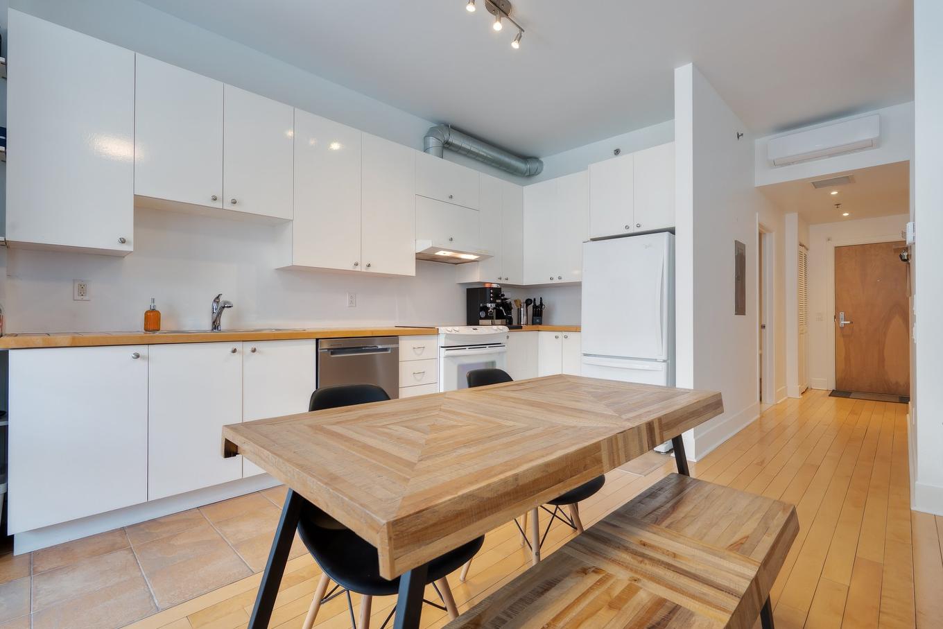 Kitchen - 306-4200 Rue St-Ambroise, Montréal (Le Sud-Ouest), QC - Indoor Photo Showing Kitchen