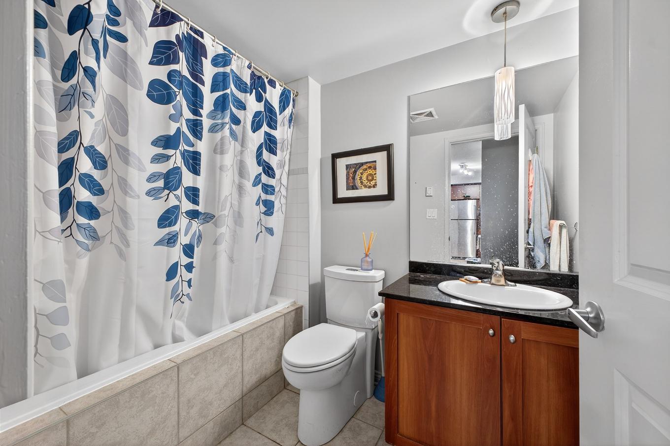 Salle de bains - 506-1200 Rue St-Jacques, Montréal (Ville-Marie), QC - Indoor Photo Showing Bathroom