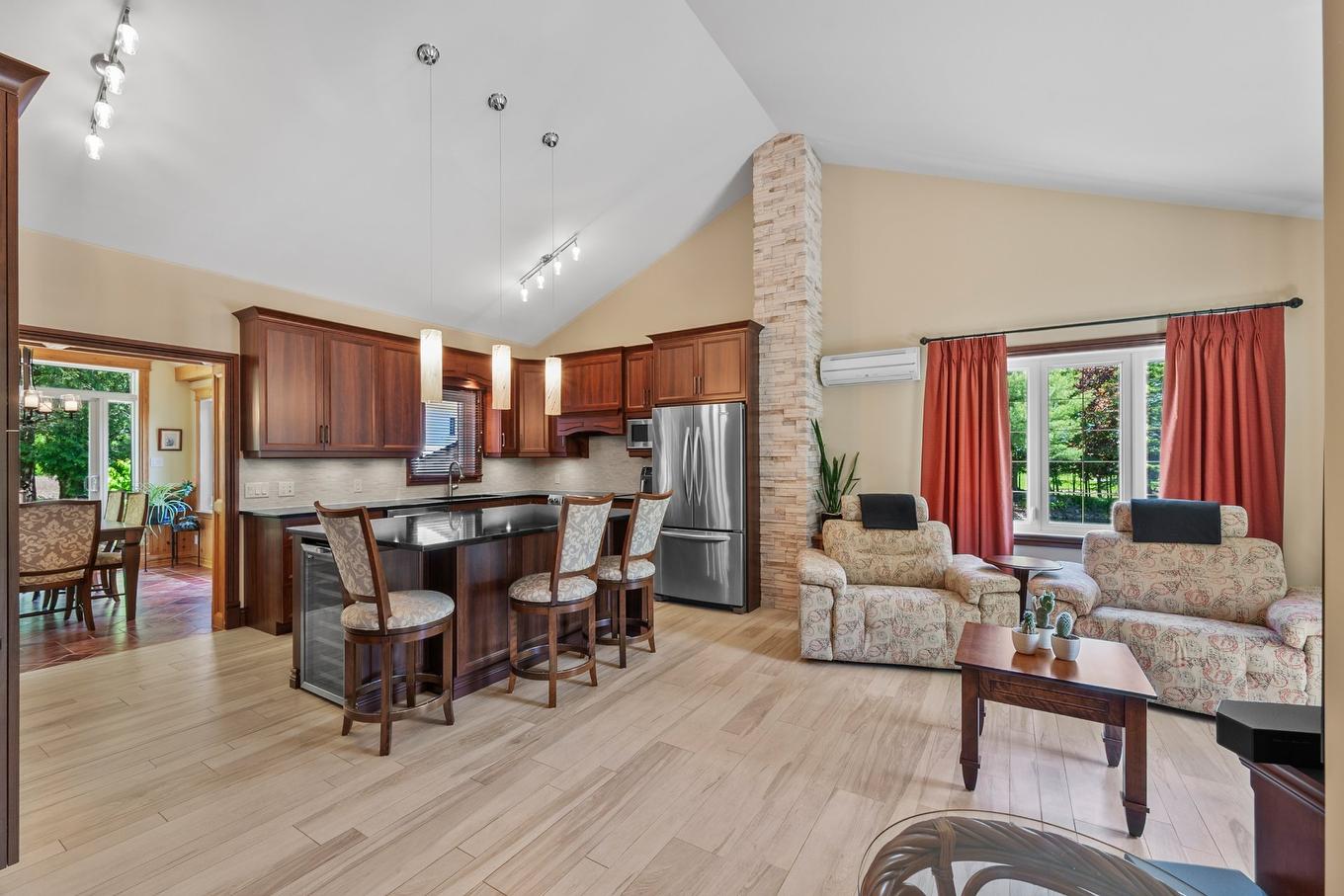 Overall view - 95 Ch. Des Quarante, Saint-Mathias-Sur-Richelieu, QC - Indoor