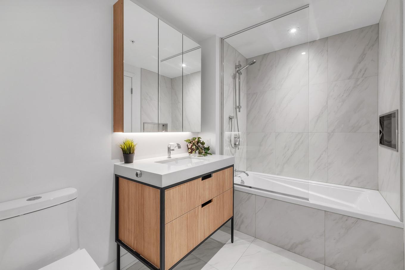 Salle de bains - 821-200 Rue Marie-Charles-Le Moyne, Longueuil (Le Vieux-Longueuil), QC - Indoor Photo Showing Bathroom