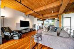 213-2295 Av. Aird Montréal (Mercier/Hochelaga-Maisonneuve), QC H1V 2W4