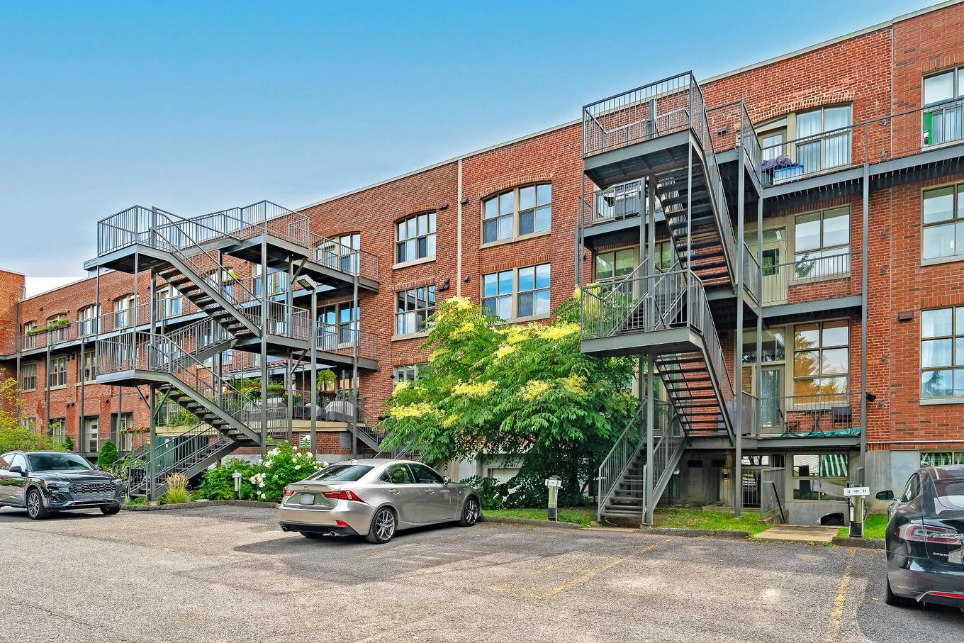 Face arrière - 213-2295 Av. Aird, Montréal (Mercier/Hochelaga-Maisonneuve), QC - Outdoor With Facade