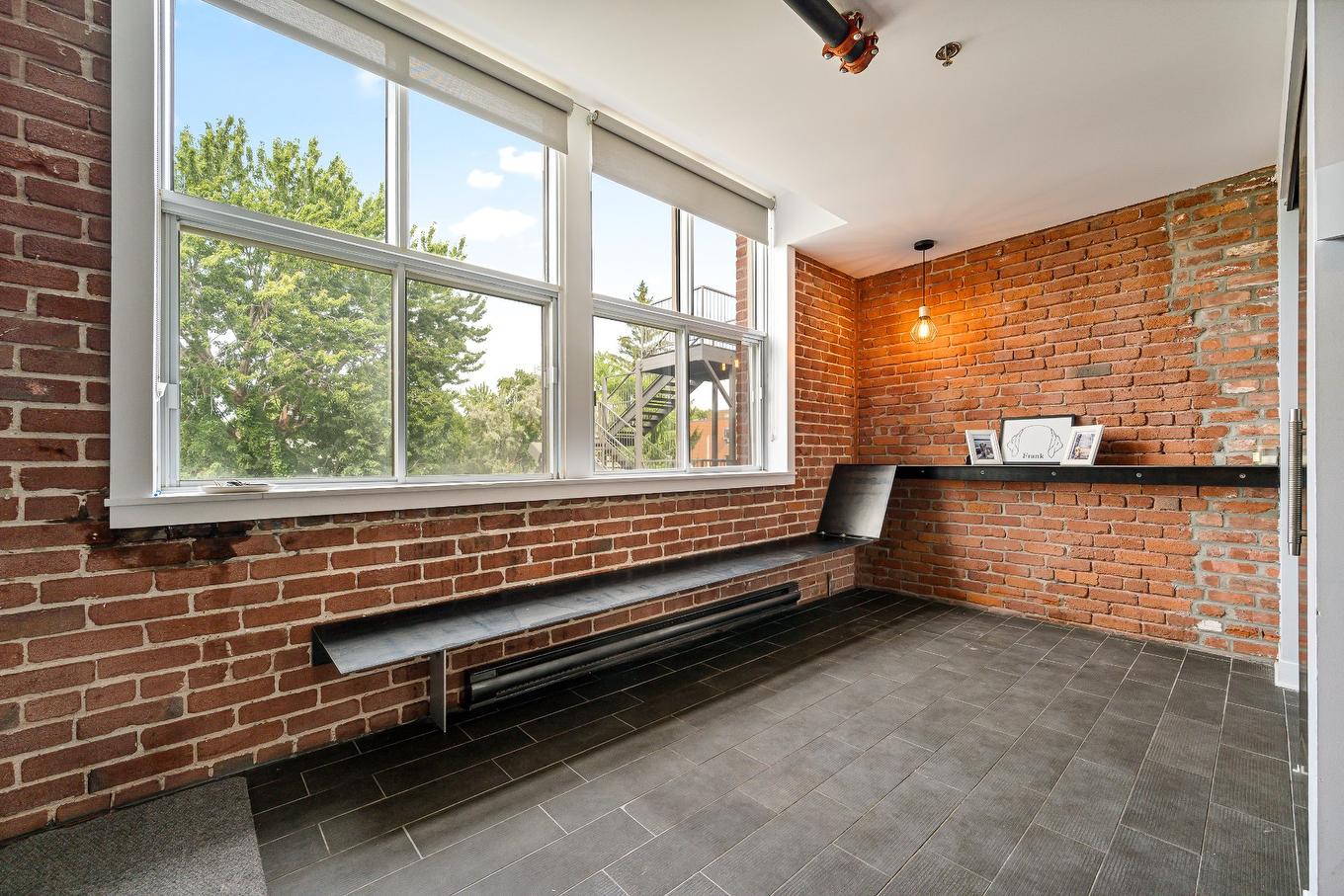 Hall d'entrée/Vestibule - 213-2295 Av. Aird, Montréal (Mercier/Hochelaga-Maisonneuve), QC - Indoor Photo Showing Other Room