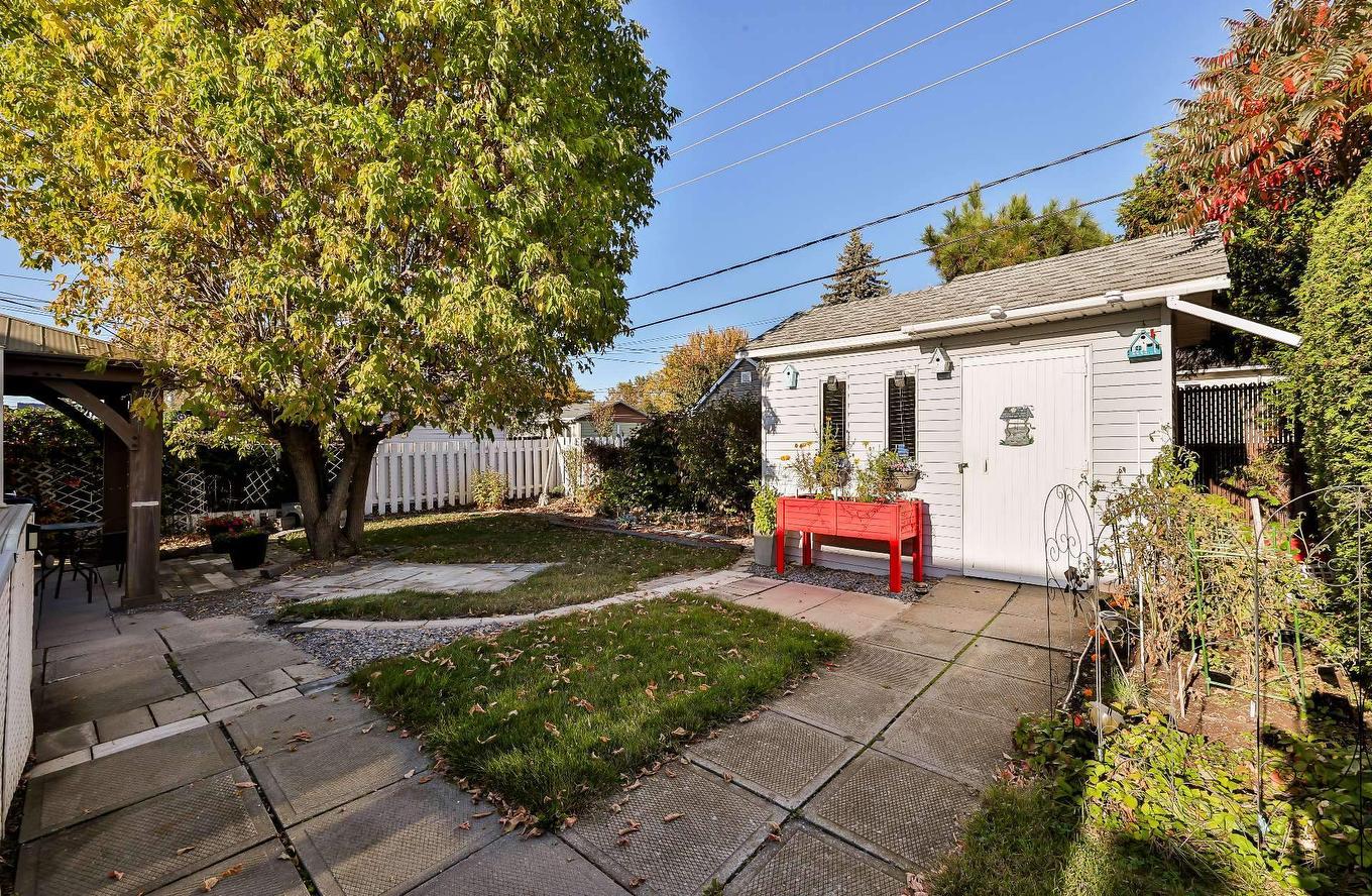 Backyard - 290 Rue Du Grand-Coteau, Sainte-Julie, QC