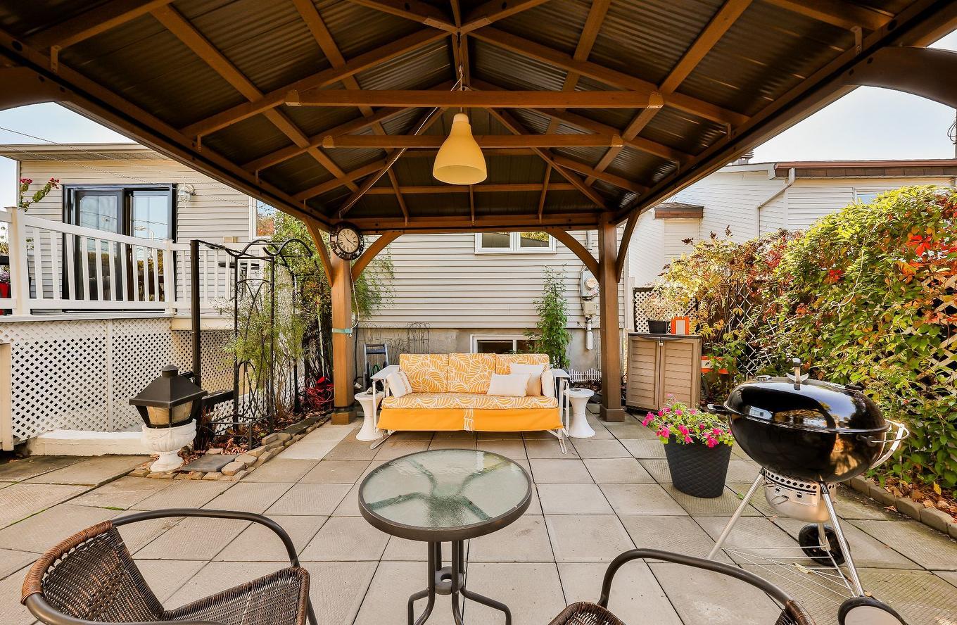 Backyard - 290 Rue Du Grand-Coteau, Sainte-Julie, QC