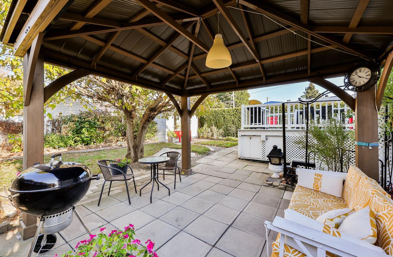 Backyard - 290 Rue Du Grand-Coteau, Sainte-Julie, QC