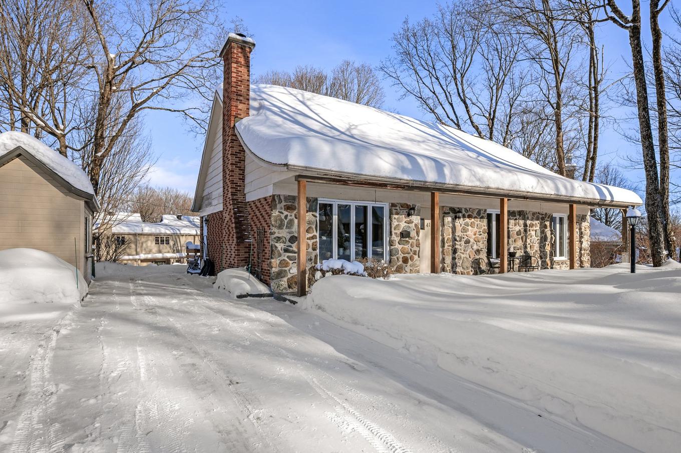 Façade - 4121 Rue D'Estrées, Québec (La Haute-Saint-Charles), QC - Outdoor