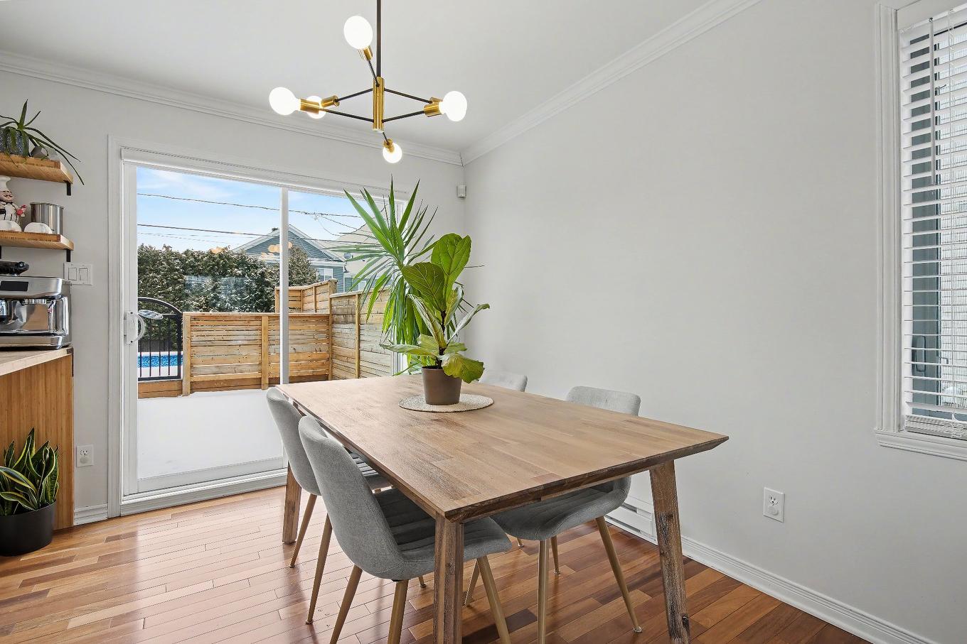 Dining room - 51 Rue Ravel, Saint-Jean-Sur-Richelieu, QC - Indoor Photo Showing Dining Room