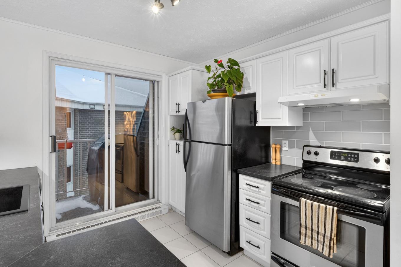 Kitchen - 4156 Rue Raymond-Bergeron, Sherbrooke (Les Nations), QC - Indoor Photo Showing Kitchen