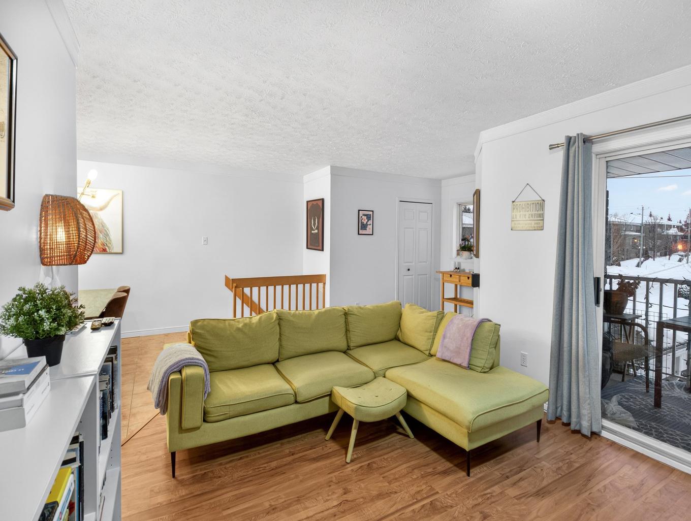 Living room - 4156 Rue Raymond-Bergeron, Sherbrooke (Les Nations), QC - Indoor Photo Showing Living Room