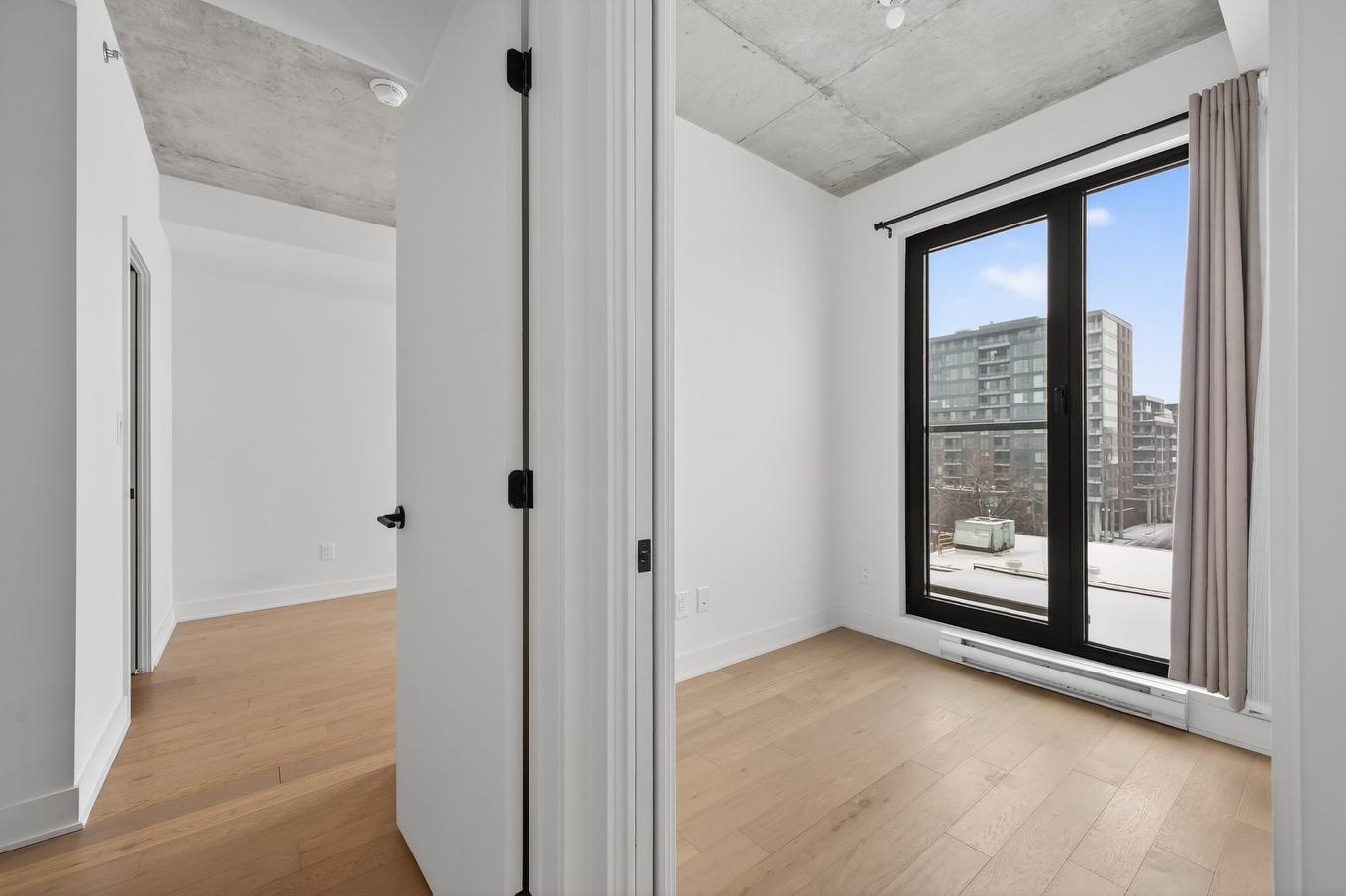 Corridor - 760-288 Rue Richmond, Montréal (Le Sud-Ouest), QC - Indoor Photo Showing Other Room