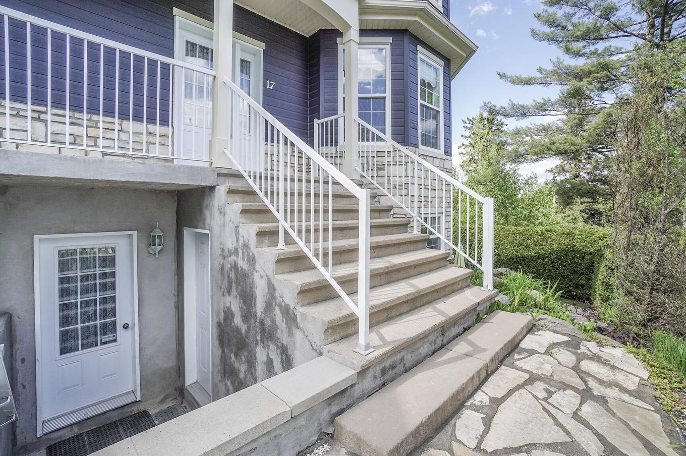 Façade - 17Z Av. Des Érables, Saint-Sauveur, QC - Outdoor