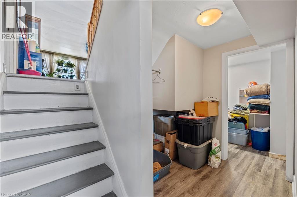 78 Cromwell Crescent, Hamilton, ON - Indoor Photo Showing Other Room