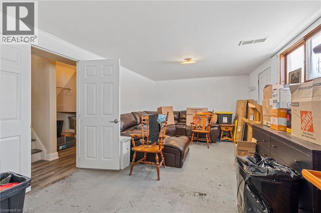 78 Cromwell Crescent, Hamilton, ON - Indoor Photo Showing Other Room