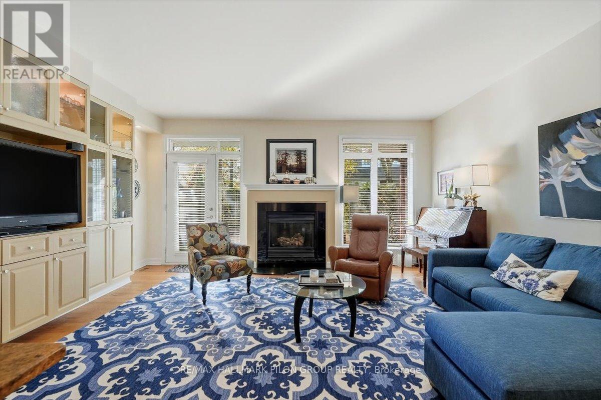 2380 Virginia Drive, Ottawa, ON - Indoor Photo Showing Living Room With Fireplace