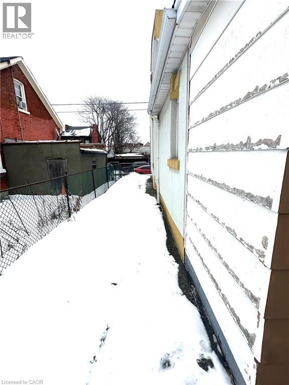 107 Cathcart Street, Hamilton, ON - Outdoor