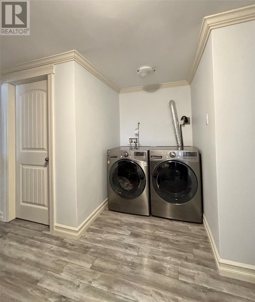 20 Second Avenue, Pasadena, NL - Indoor Photo Showing Laundry Room