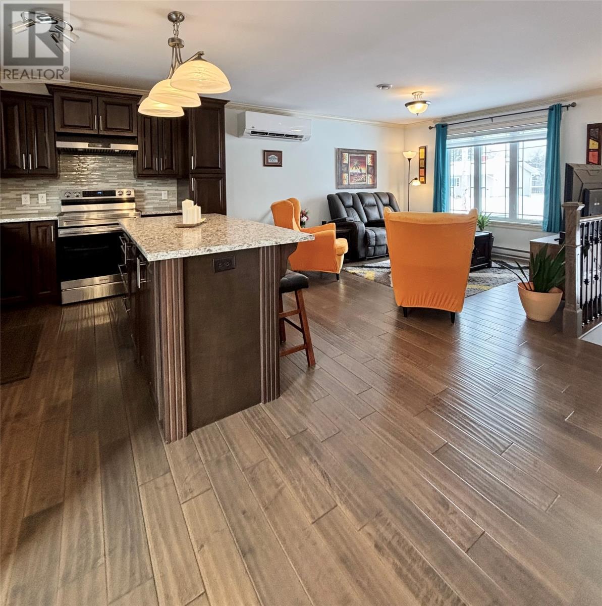20 Second Avenue, Pasadena, NL - Indoor Photo Showing Kitchen