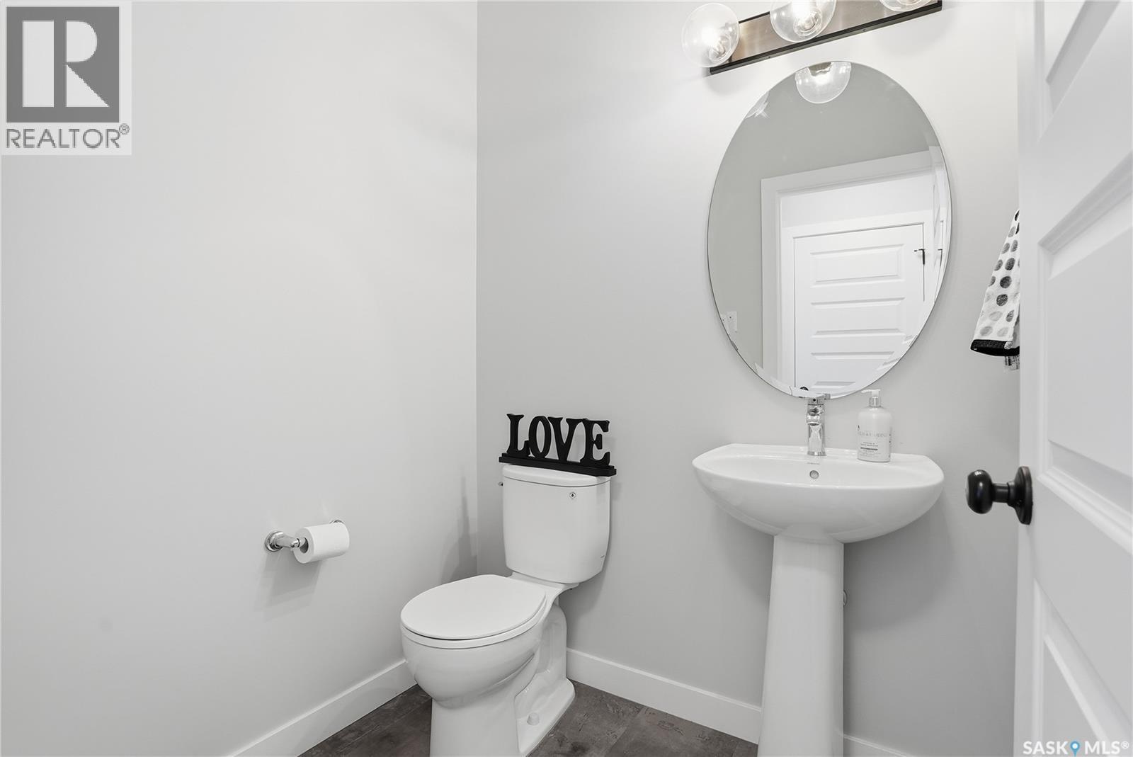 306 Brighton Boulevard, Saskatoon, SK - Indoor Photo Showing Bathroom