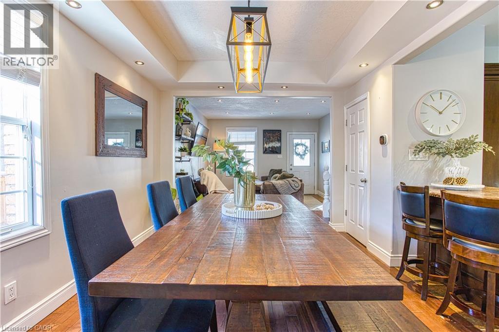 153 Gladstone Avenue, Hamilton, ON - Indoor Photo Showing Dining Room