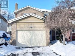 36 GREENBELT CRESCENT Richmond Hill, ON L4C 5R8