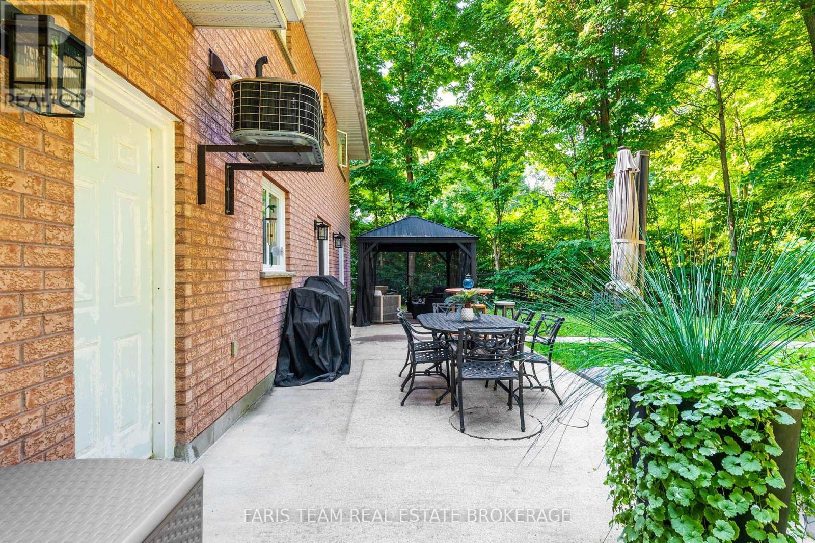 100 Desroches Trail, Tiny, ON - Outdoor