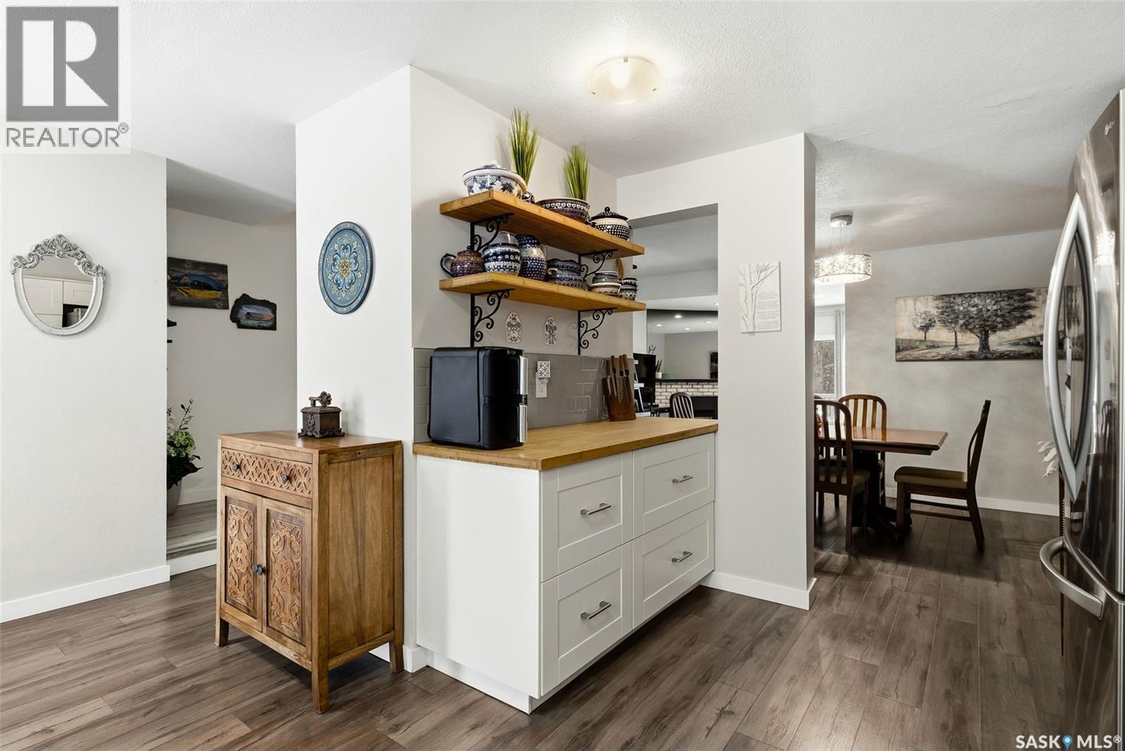 198 Plainsview Drive, Regina, SK - Indoor