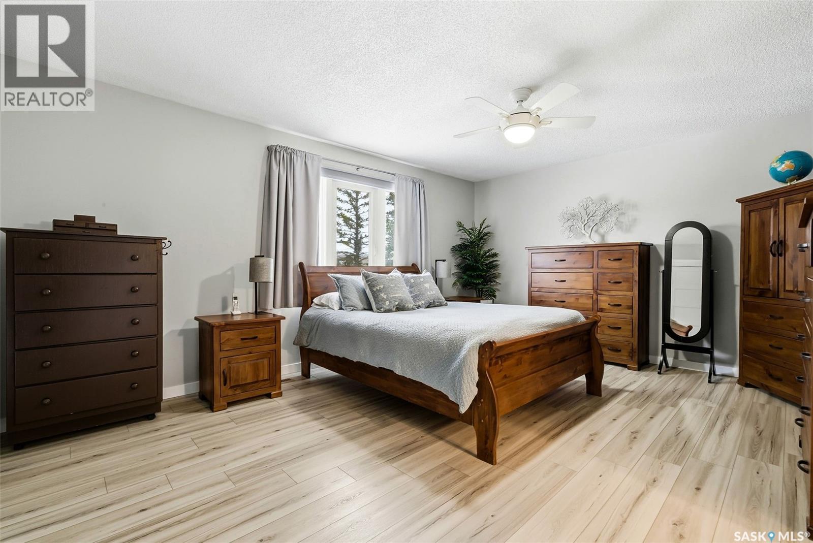 198 Plainsview Drive, Regina, SK - Indoor Photo Showing Bedroom
