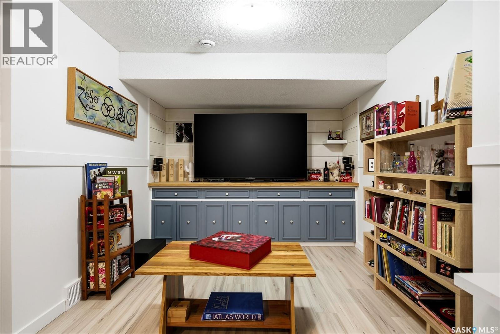 198 Plainsview Drive, Regina, SK - Indoor