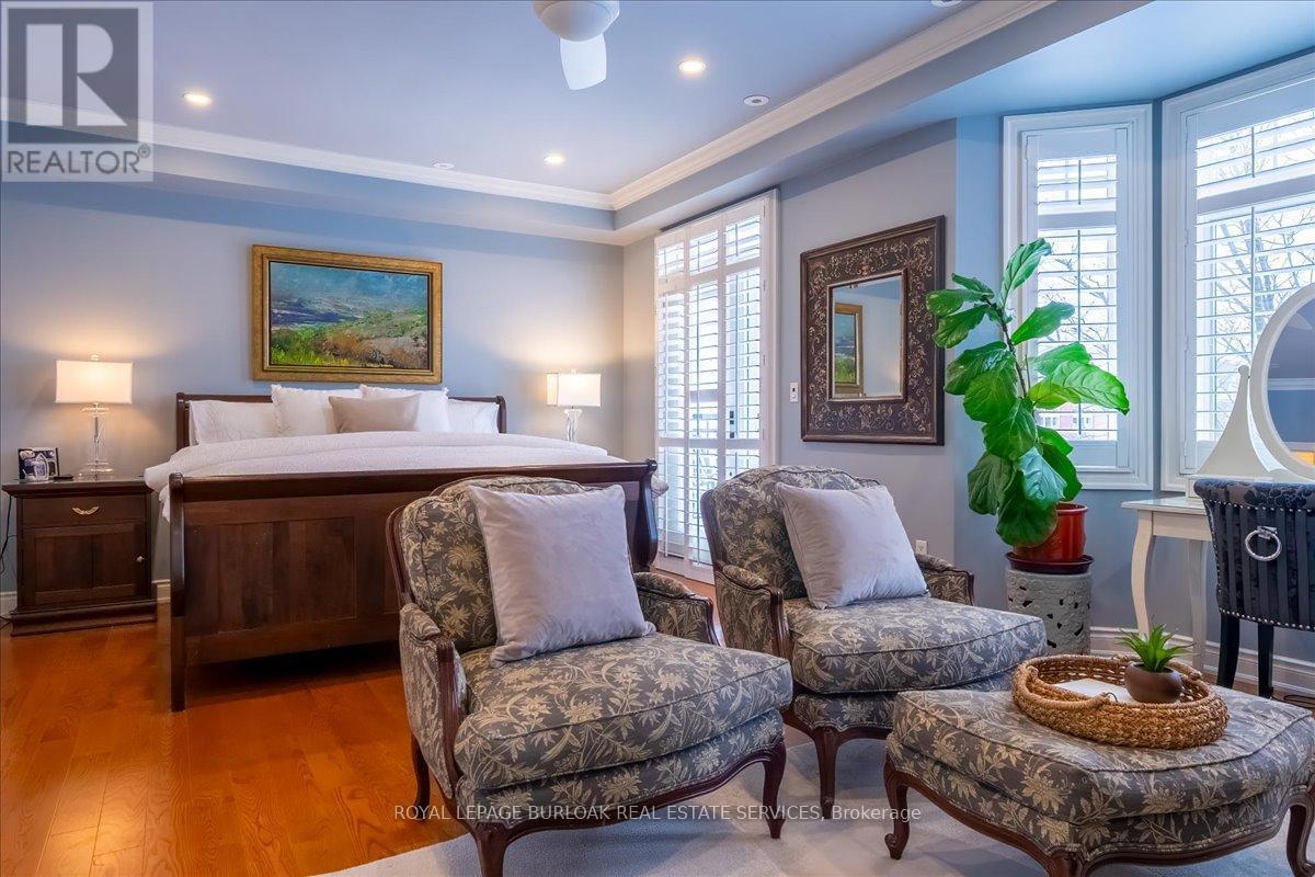 111 St. Lawrence Drive, Mississauga, ON - Indoor Photo Showing Bedroom