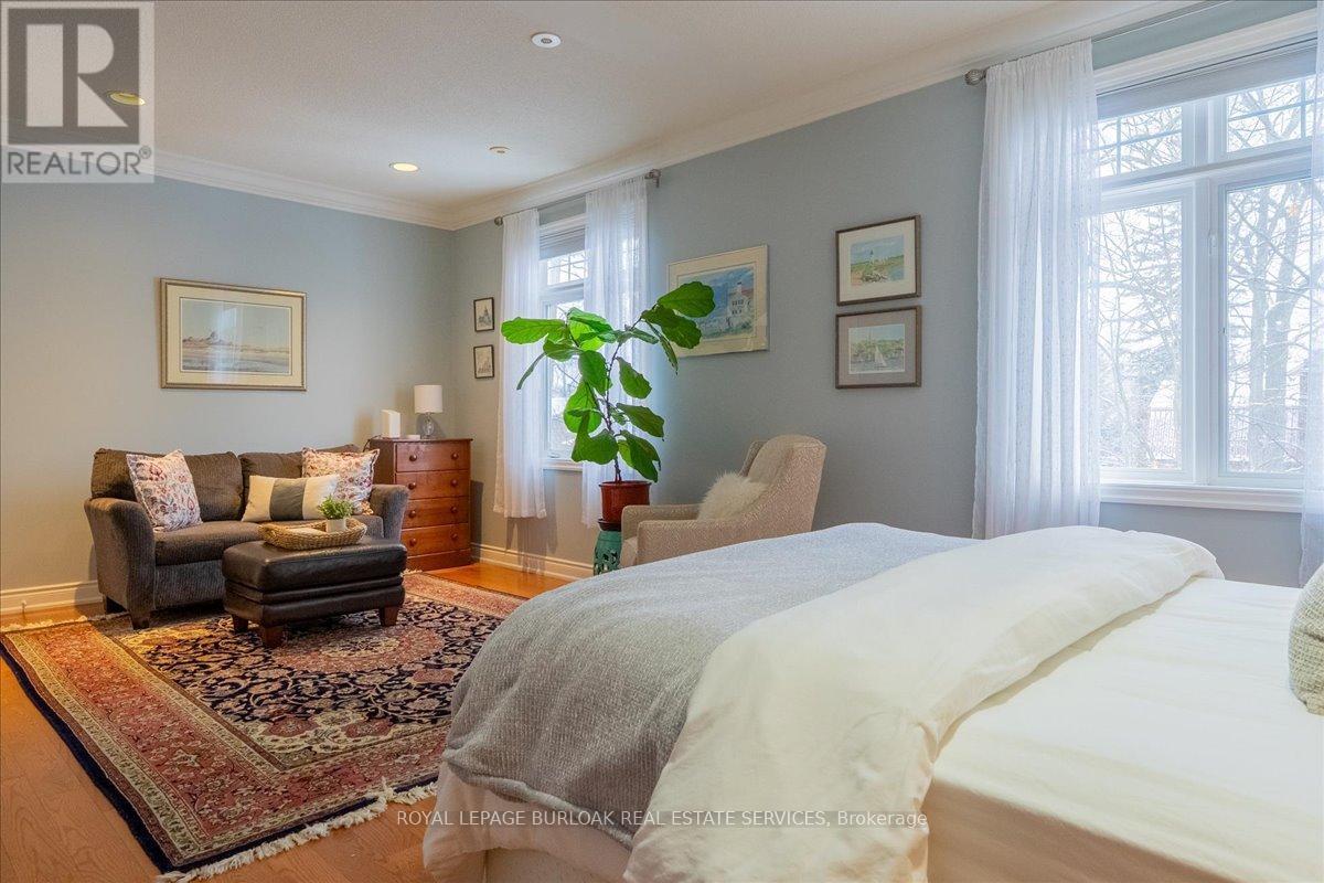 111 St. Lawrence Drive, Mississauga, ON - Indoor Photo Showing Bedroom