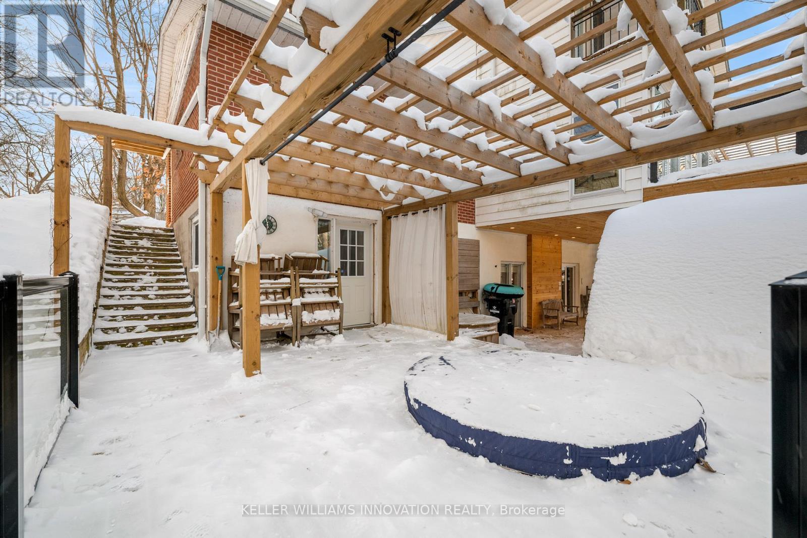 339 Glenridge Drive, Waterloo, ON -